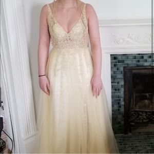 Prom dress